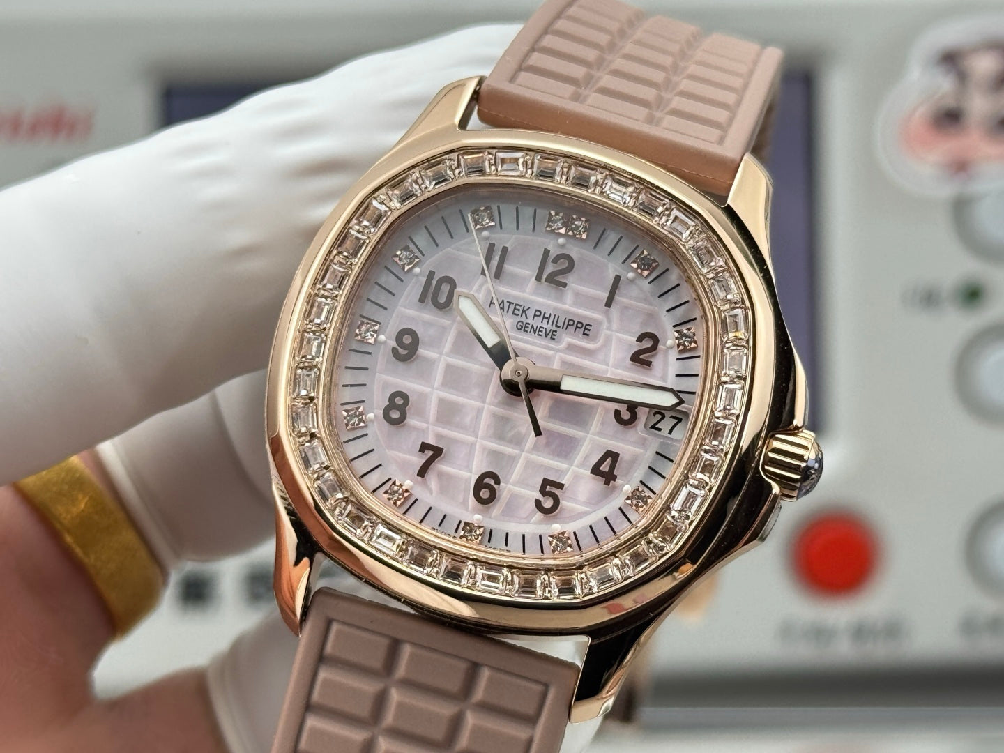 Patek Philippe Aquanaut Luce Haute Joaillerie 5072R-001 – Baguette Diamonds & Beige Rubber Strap