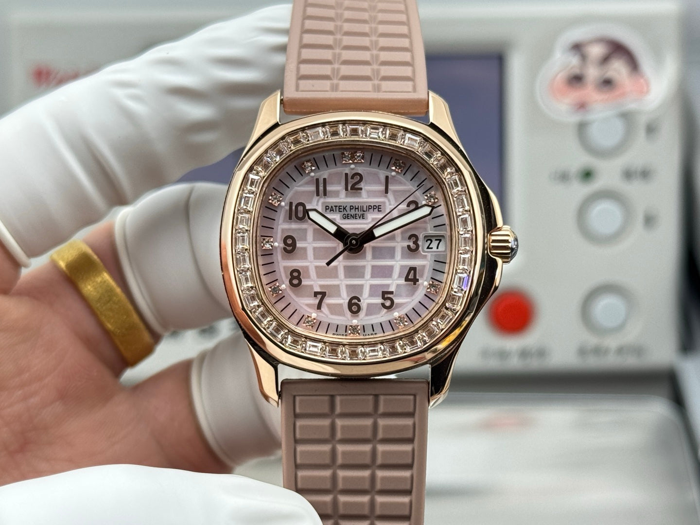 Patek Philippe Aquanaut Luce Haute Joaillerie 5072R-001 – Baguette Diamonds & Beige Rubber Strap