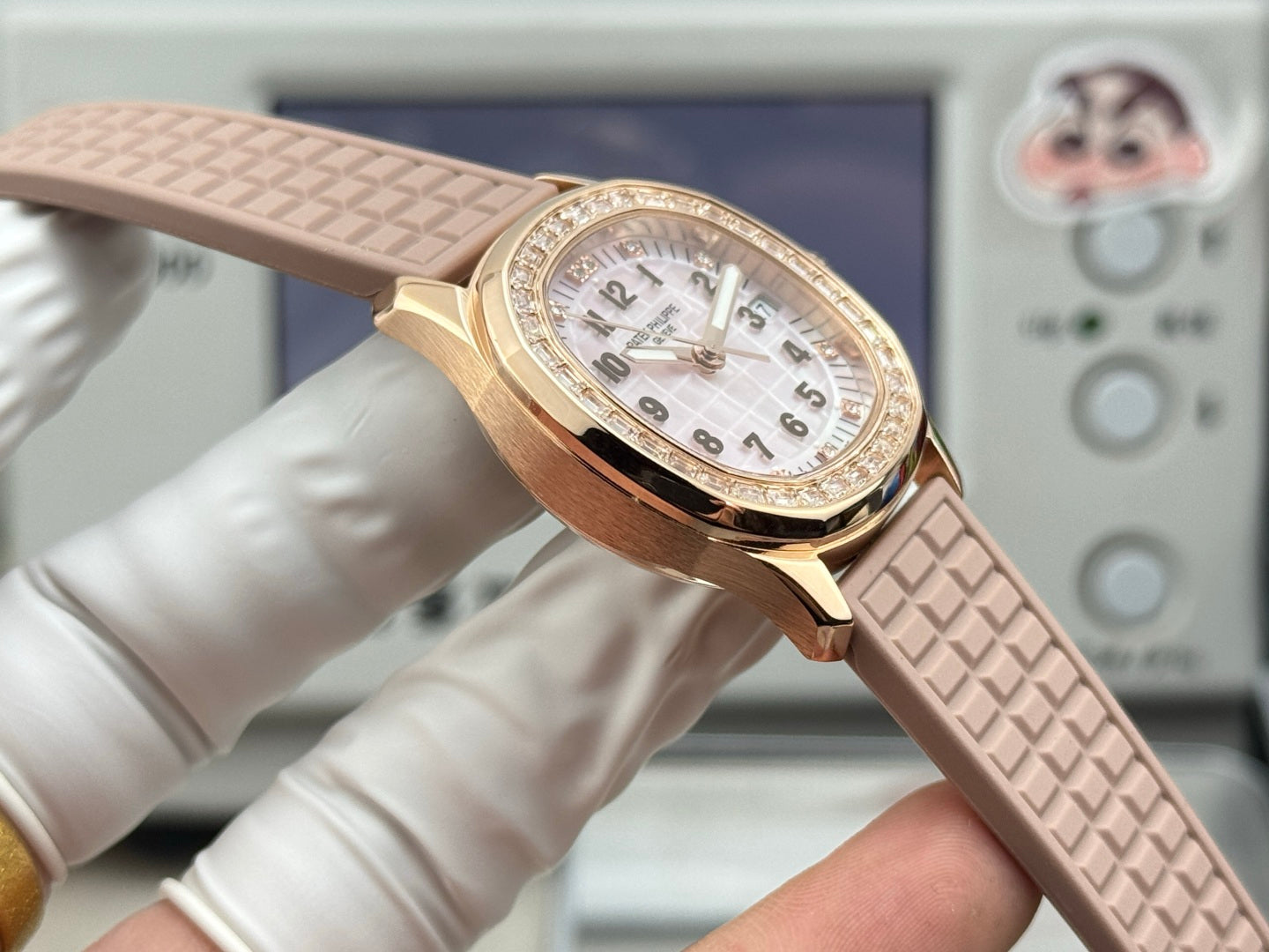 Patek Philippe Aquanaut Luce Haute Joaillerie 5072R-001 – Baguette Diamonds & Beige Rubber Strap
