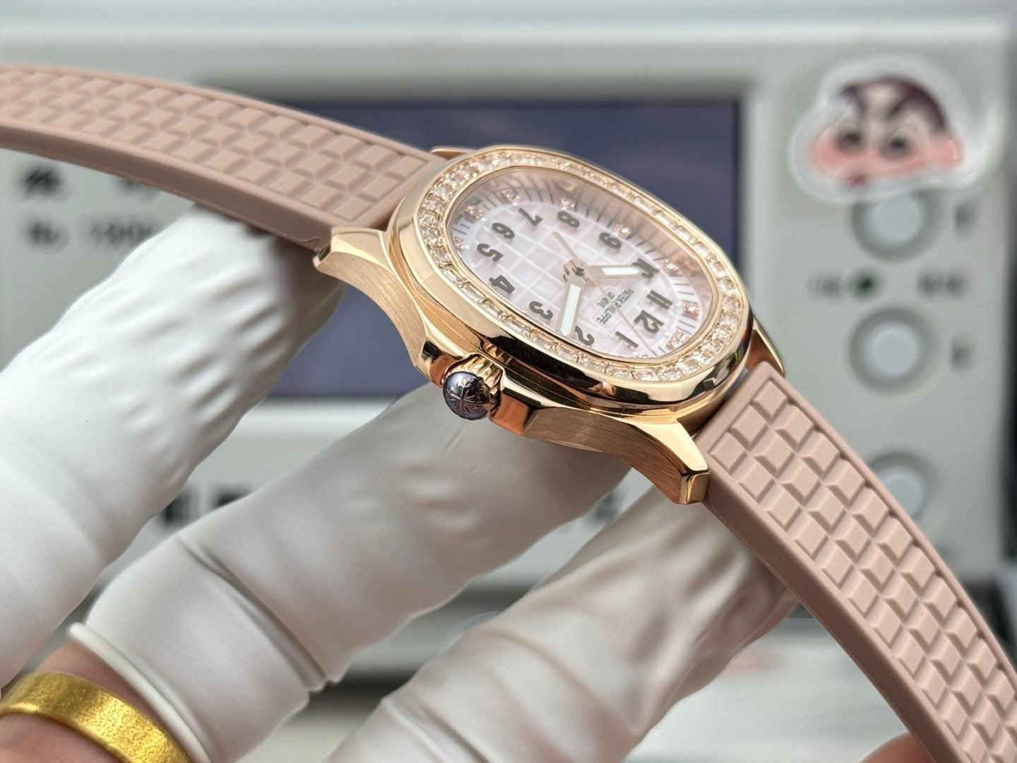Patek Philippe Aquanaut Luce Haute Joaillerie 5072R-001 – Baguette Diamonds & Beige Rubber Strap