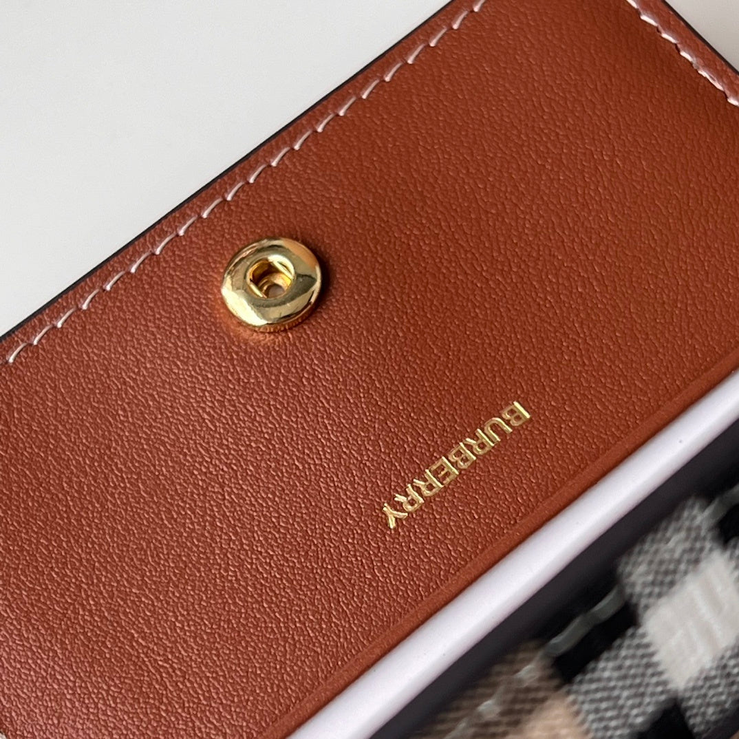 Burberry Vintage Check & Leather Small Folding Wallet