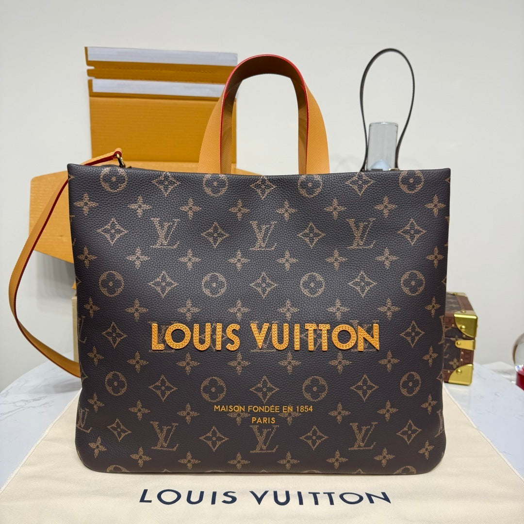 Louis Vuitton Shopper Tote MM Handbag Luxury Designer Tote