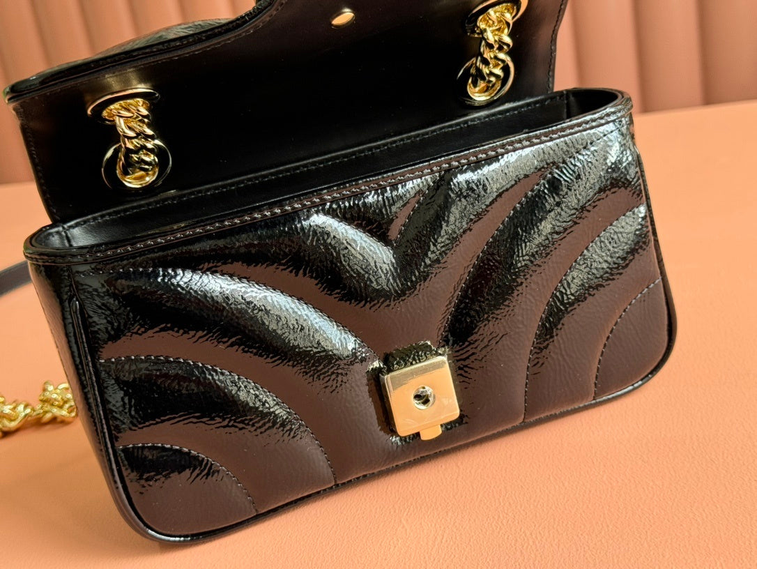 Gucci GG Marmont Small Shoulder Bag in Black Patent Leather