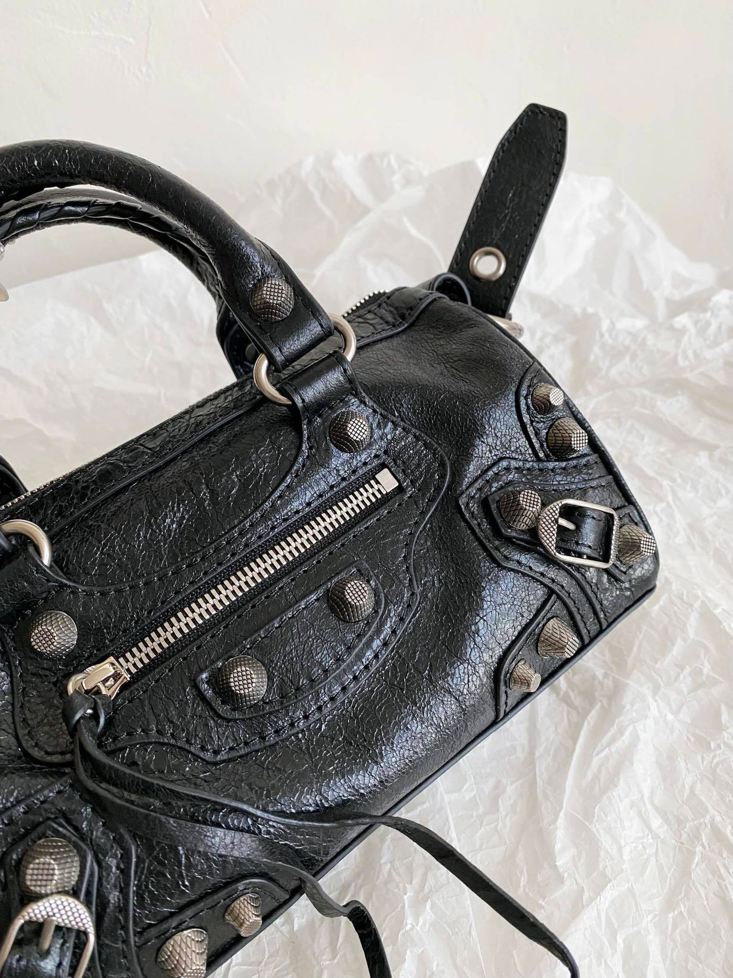 Balenciaga Neo Cagole Nano Duffle Black Arena Lambskin