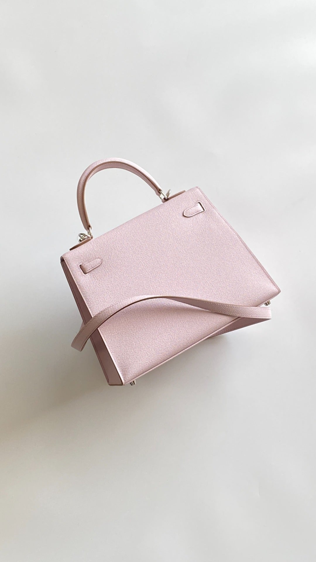 Hermès Kelly 25 Sellier Mauve Pale Epsom