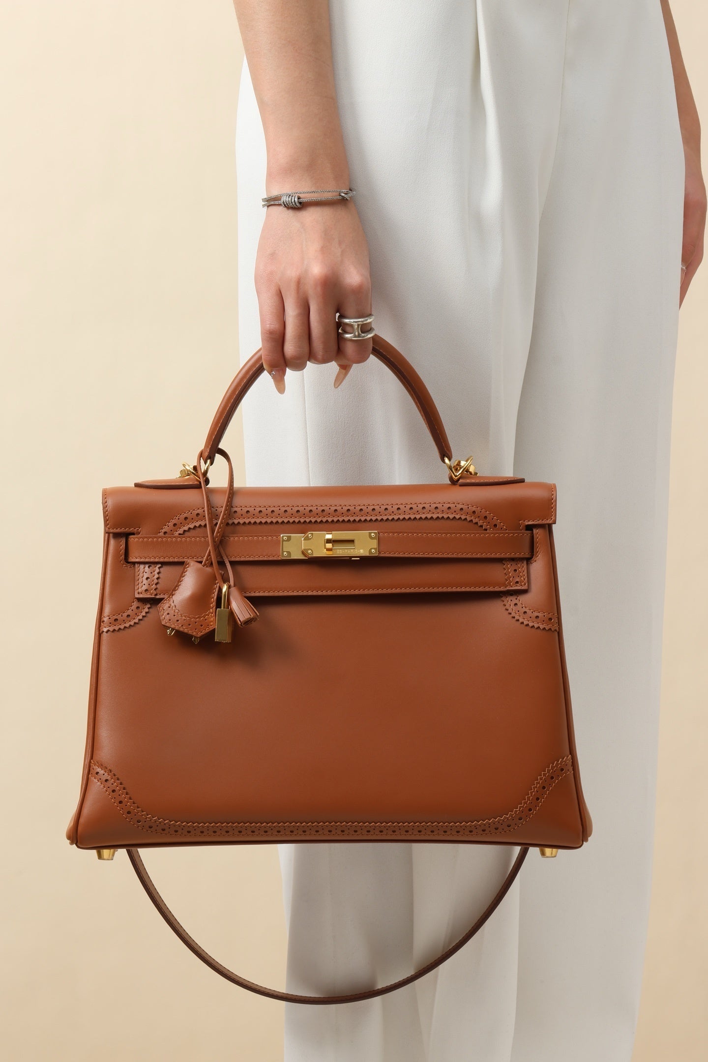 Hermès Kelly 32 Ghillies Fauve Leather Handbag