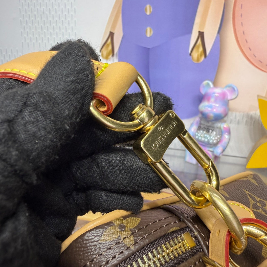 Louis Vuitton x NIGO Nil Messenger Bag in Giant Damier & Monogram Canvas