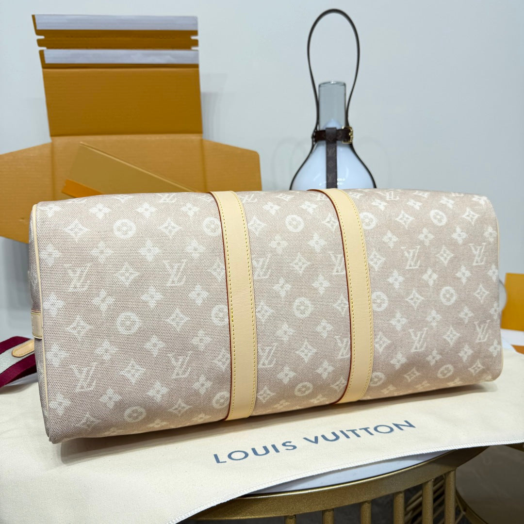 Louis Vuitton Travels With Grace Coddington Limited Edition Designer Collection