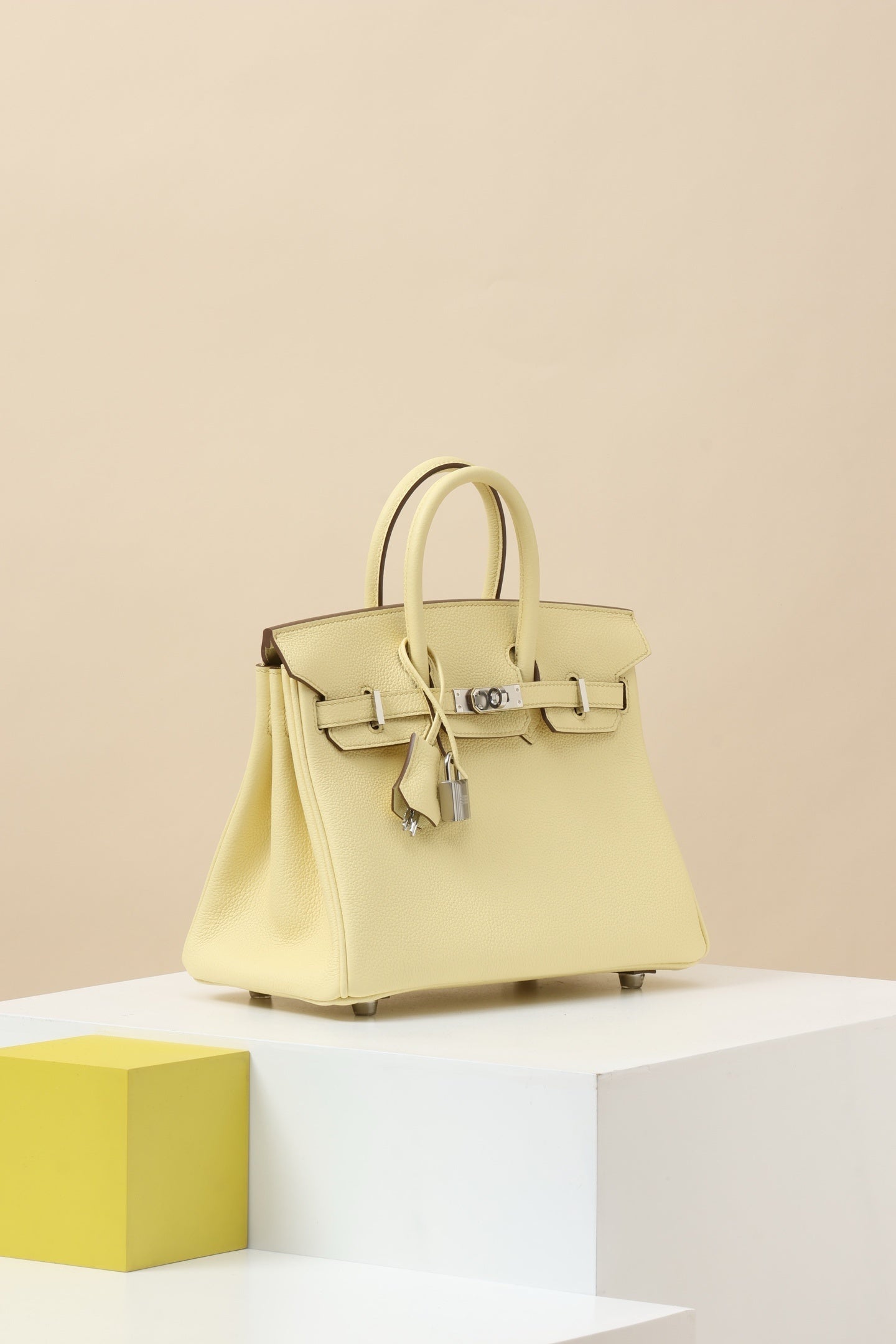 Hermès Birkin 25 Jaune Poussin – Elegant Luxury Yellow Designer Handbag