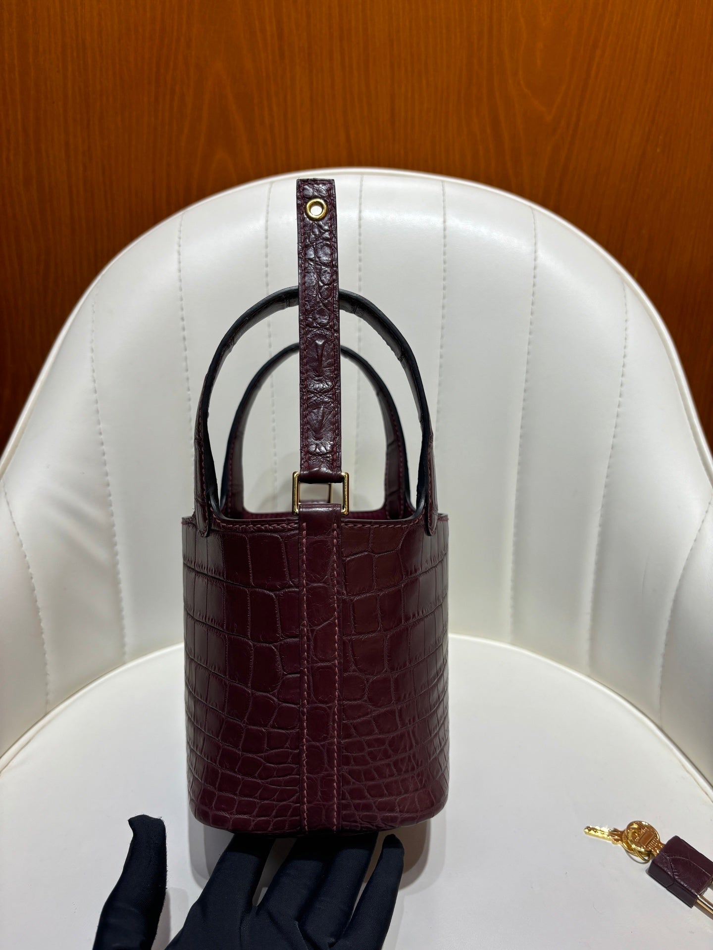 Hermès Picotin Lock Bag Micro/18 Deep Purple Alligator