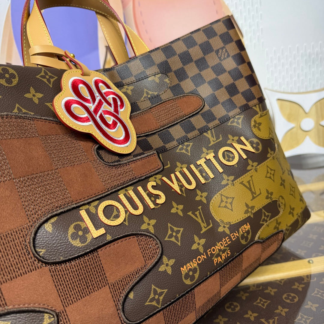 Louis Vuitton Monogram Landscape Shopper Tote MM in Coated Canvas