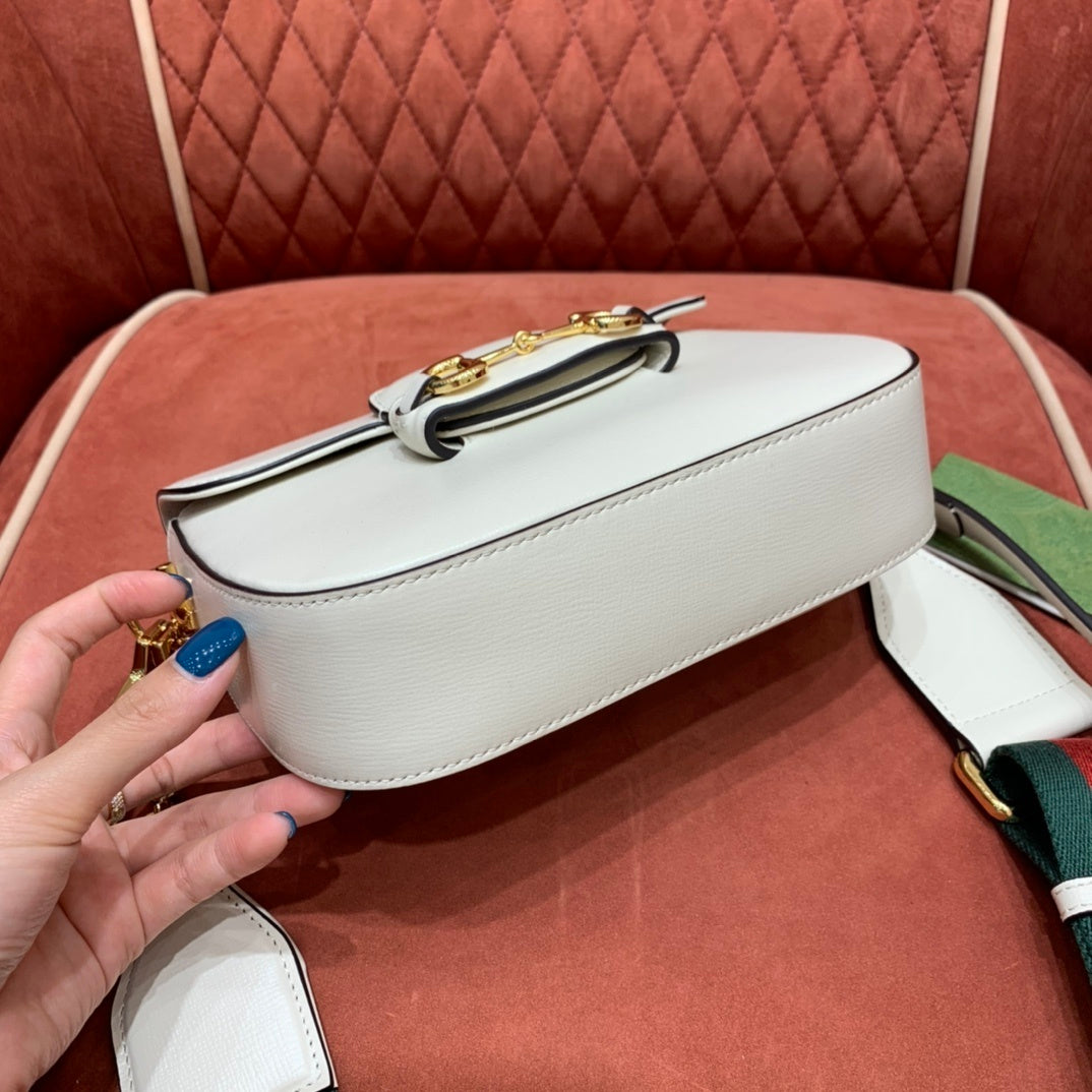Gucci Horsebit 1955 Small Shoulder Bag in White Leather