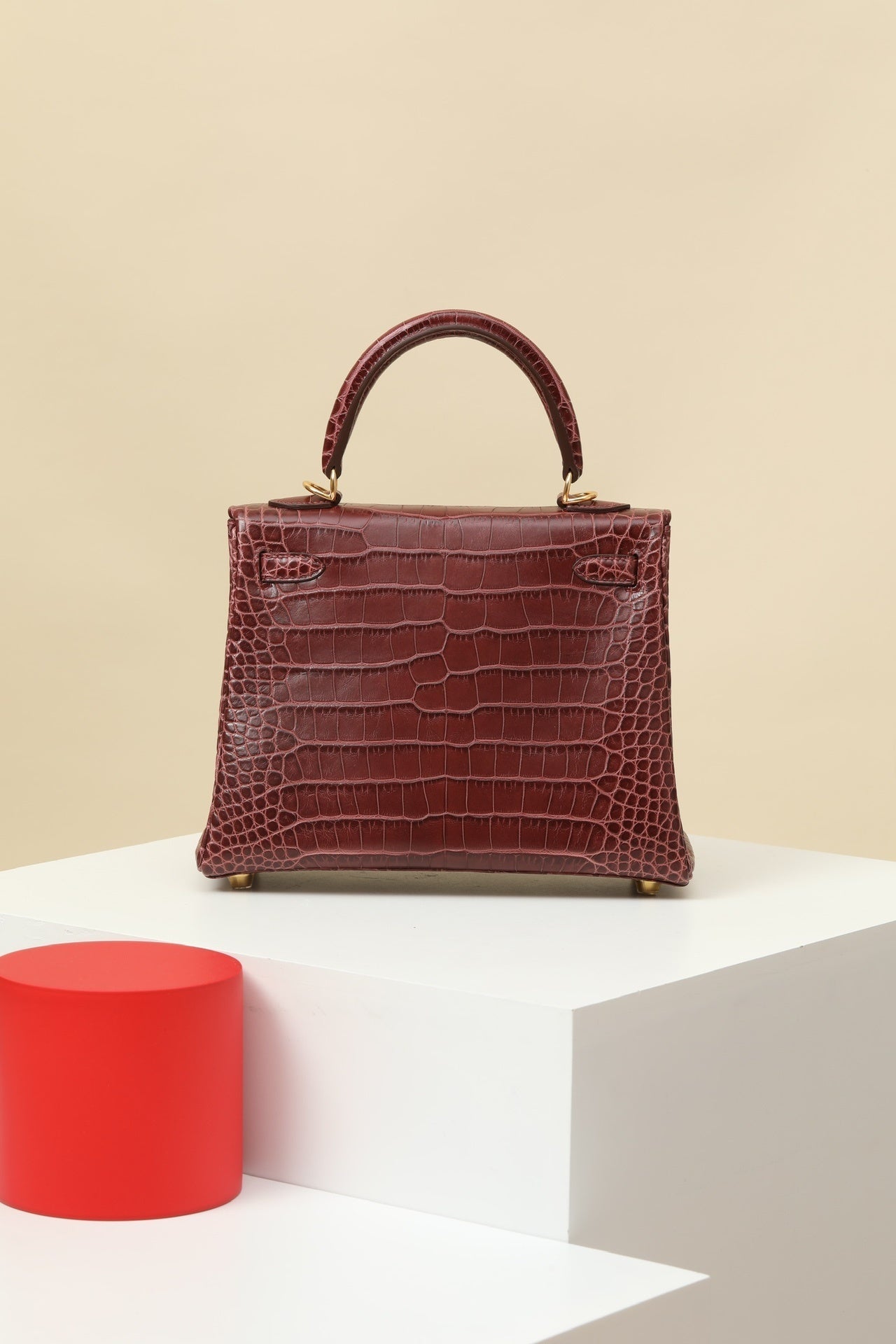 Hermès Kelly Bordeaux Crocodile Leather Bag