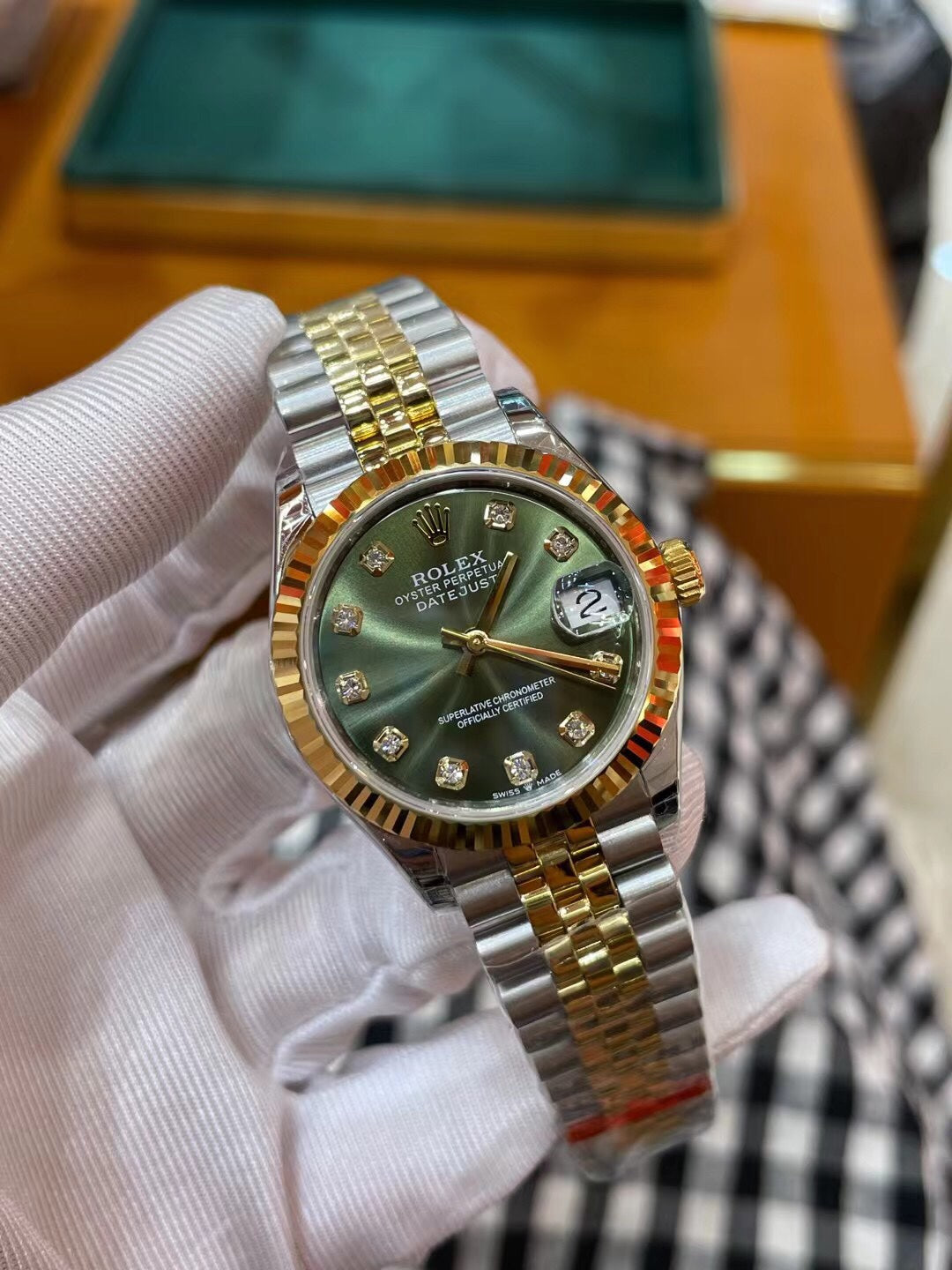 Rolex Datejust 31 – Oystersteel & Yellow Gold with Olive Green Diamond Dial on Jubilee Bracelet