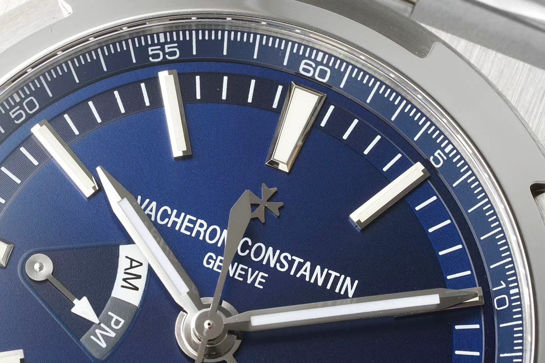 Vacheron Constantin Overseas Dual Time 7900V/110A-B334 – Blue Dial, Stainless Steel Bracelet