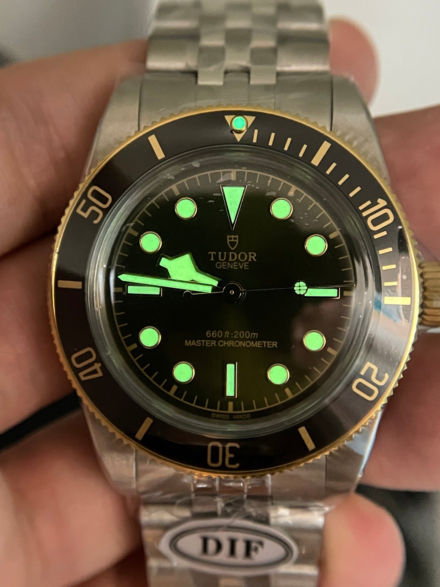 Tudor Black Bay Harrods 175th Anniversary Edition – Green Dial, Black Bezel
