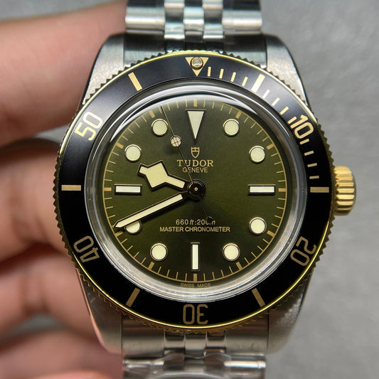 Tudor Black Bay Harrods 175th Anniversary Edition – Green Dial, Black Bezel