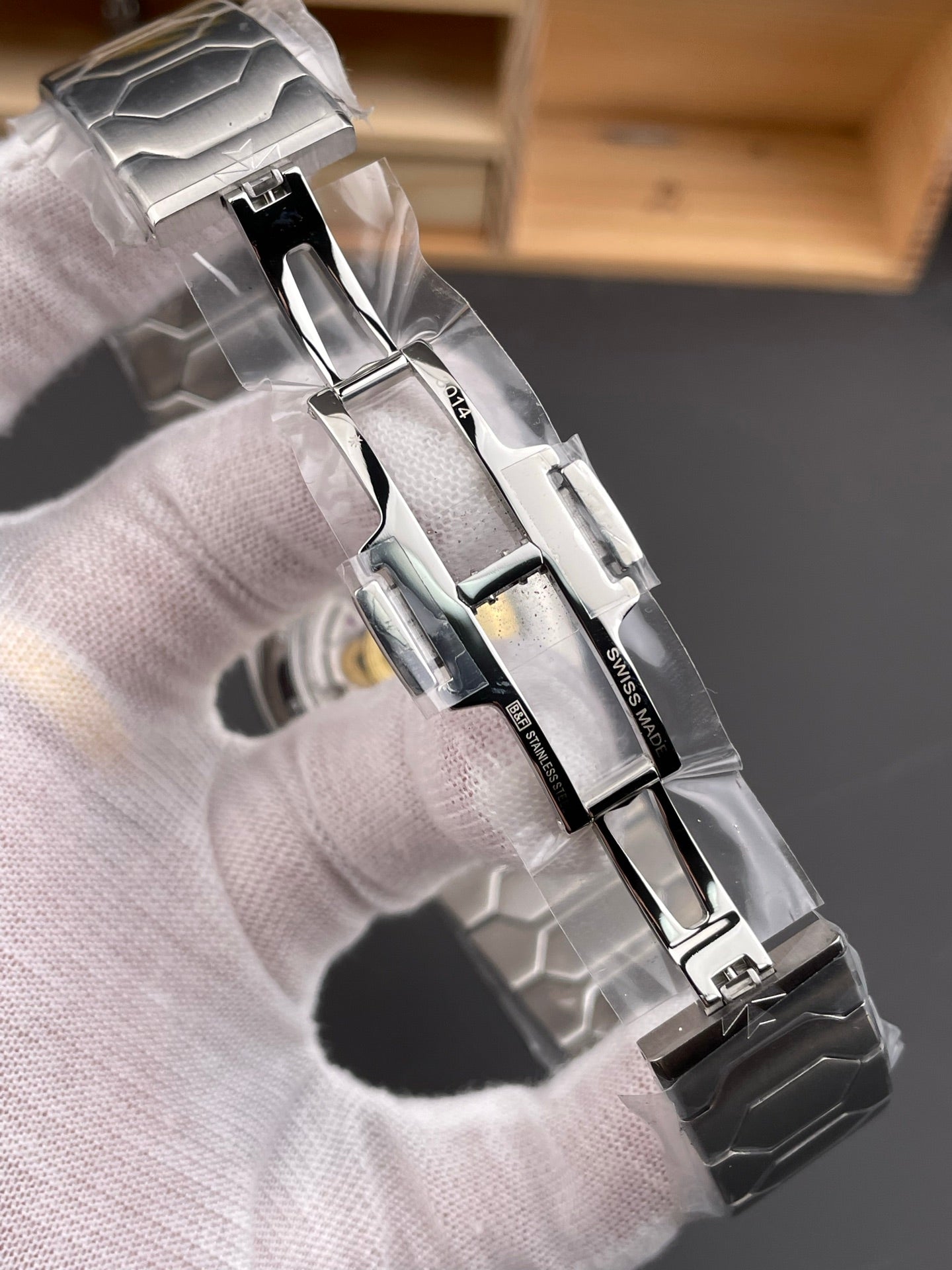 Vacheron Constantin Historiques 222 Stainless Steel Blue Dial Watch