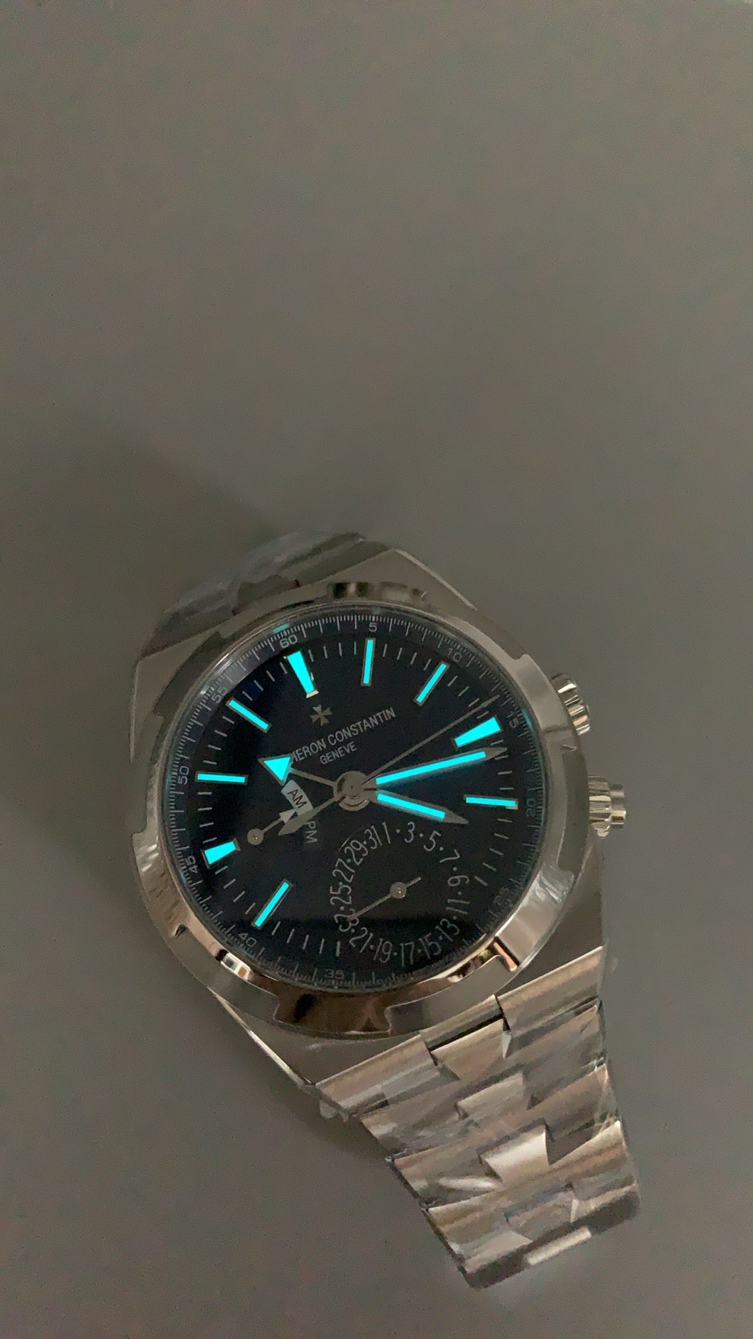 Vacheron Constantin Overseas Dual Time 7900V Steel Watch