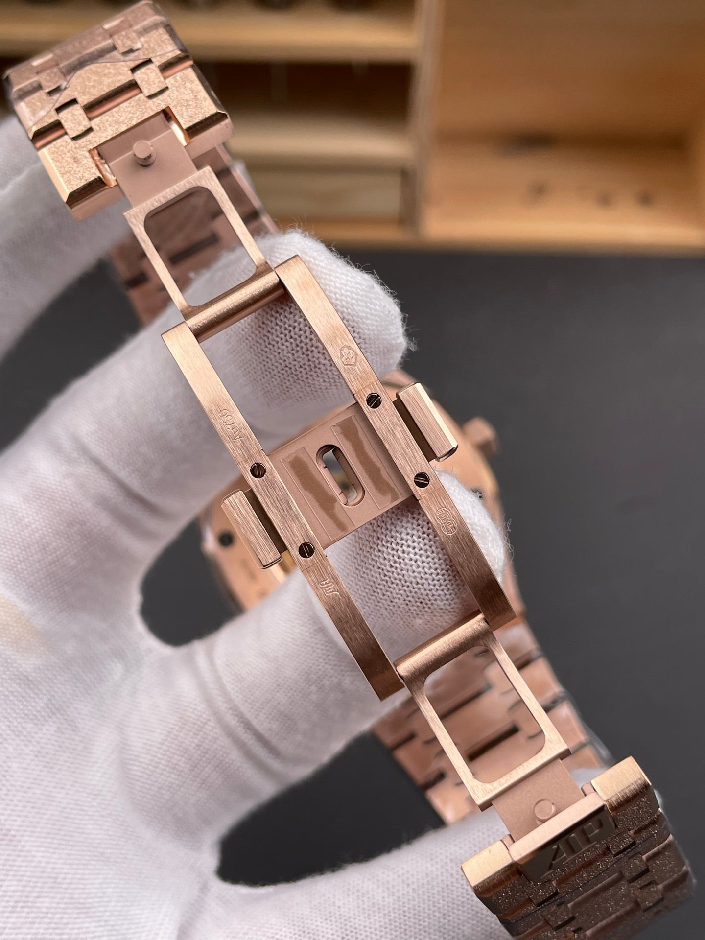 Audemars Piguet Royal Oak Frosted Gold Rainbow Bezel