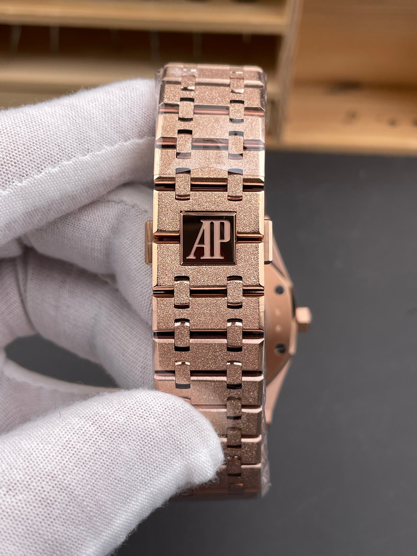 Audemars Piguet Royal Oak Frosted Gold Rainbow Bezel