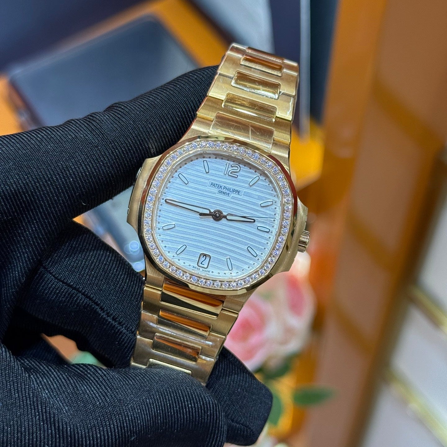 Patek Philippe Nautilus 7118/1200R Rose Gold Diamond Bezel