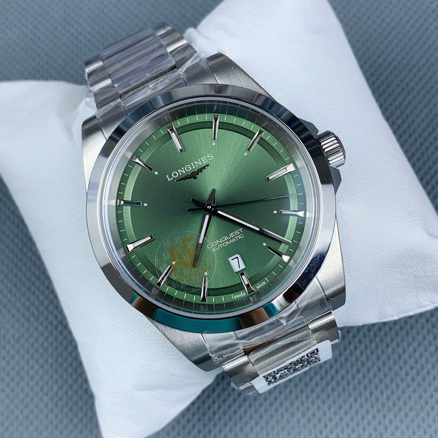 Longines Conquest Men’s Automatic Watch with Green Dial & Stainless Steel Bracelet
