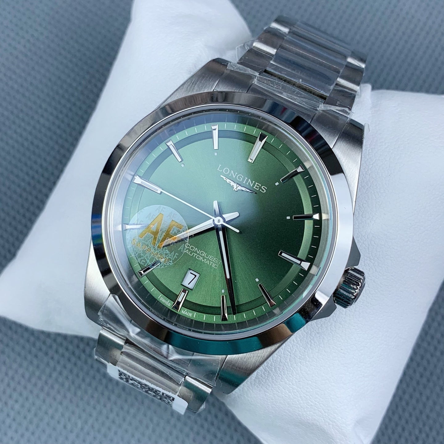 Longines Conquest Men’s Automatic Watch with Green Dial & Stainless Steel Bracelet