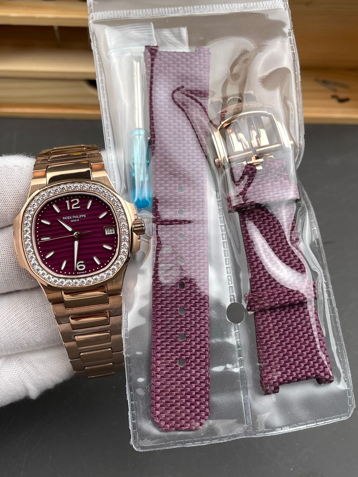 Patek Philippe Ladies’ Nautilus 7010/1R-013 – Rose Gold, Purple Dial, Diamond-Set Bezel