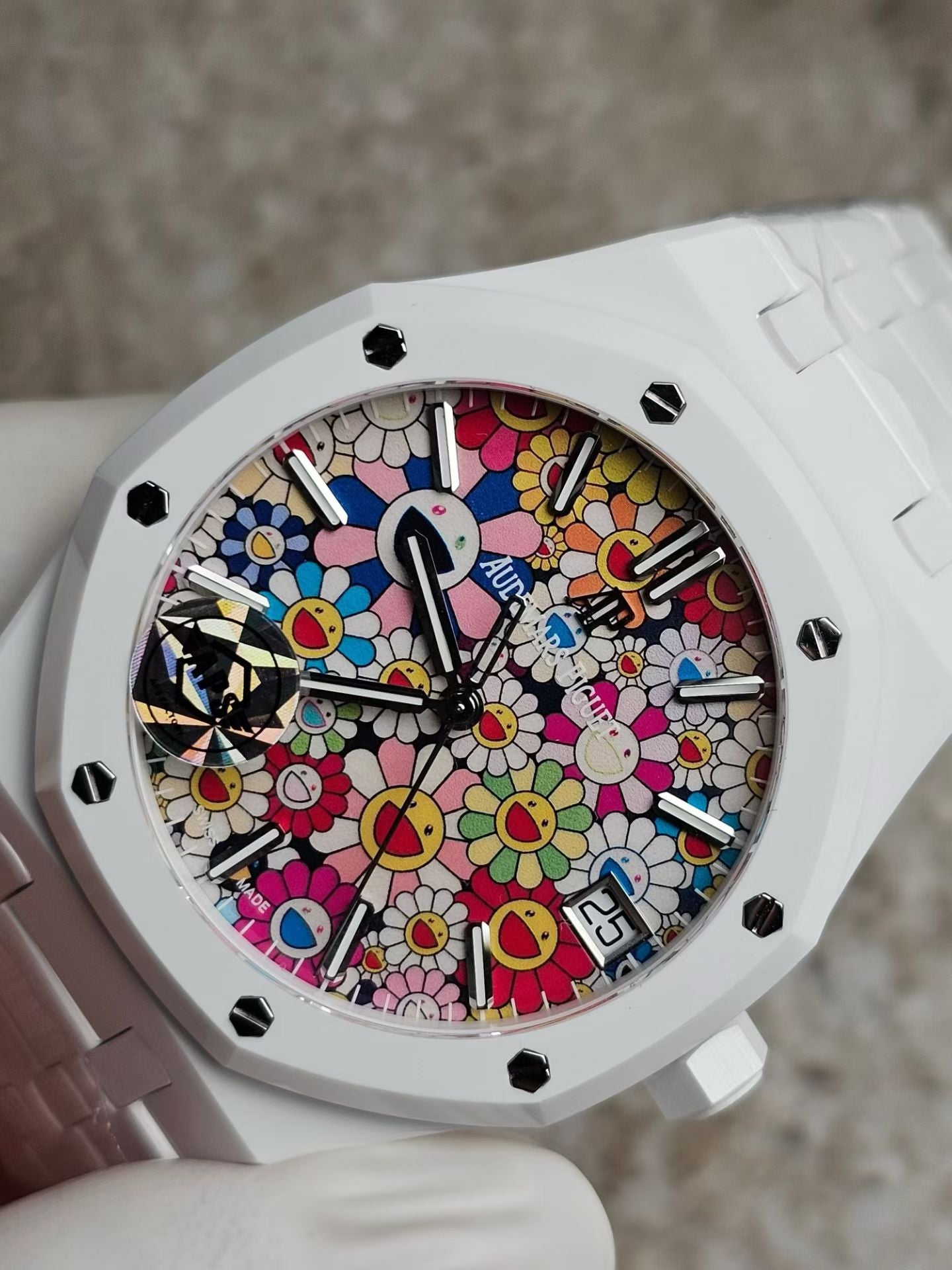 Audemars Piguet Royal Oak x Takashi Murakami – White Ceramic, Colorful Smiling Flower Dial