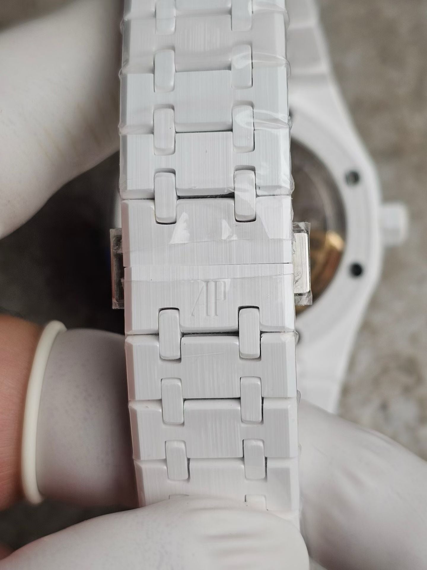 Audemars Piguet Royal Oak x Takashi Murakami – White Ceramic, Colorful Smiling Flower Dial