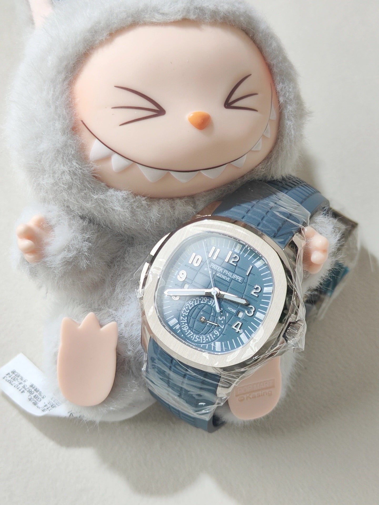 Patek Philippe Aquanaut Travel Time – Dual Time Luxury Sports Watch