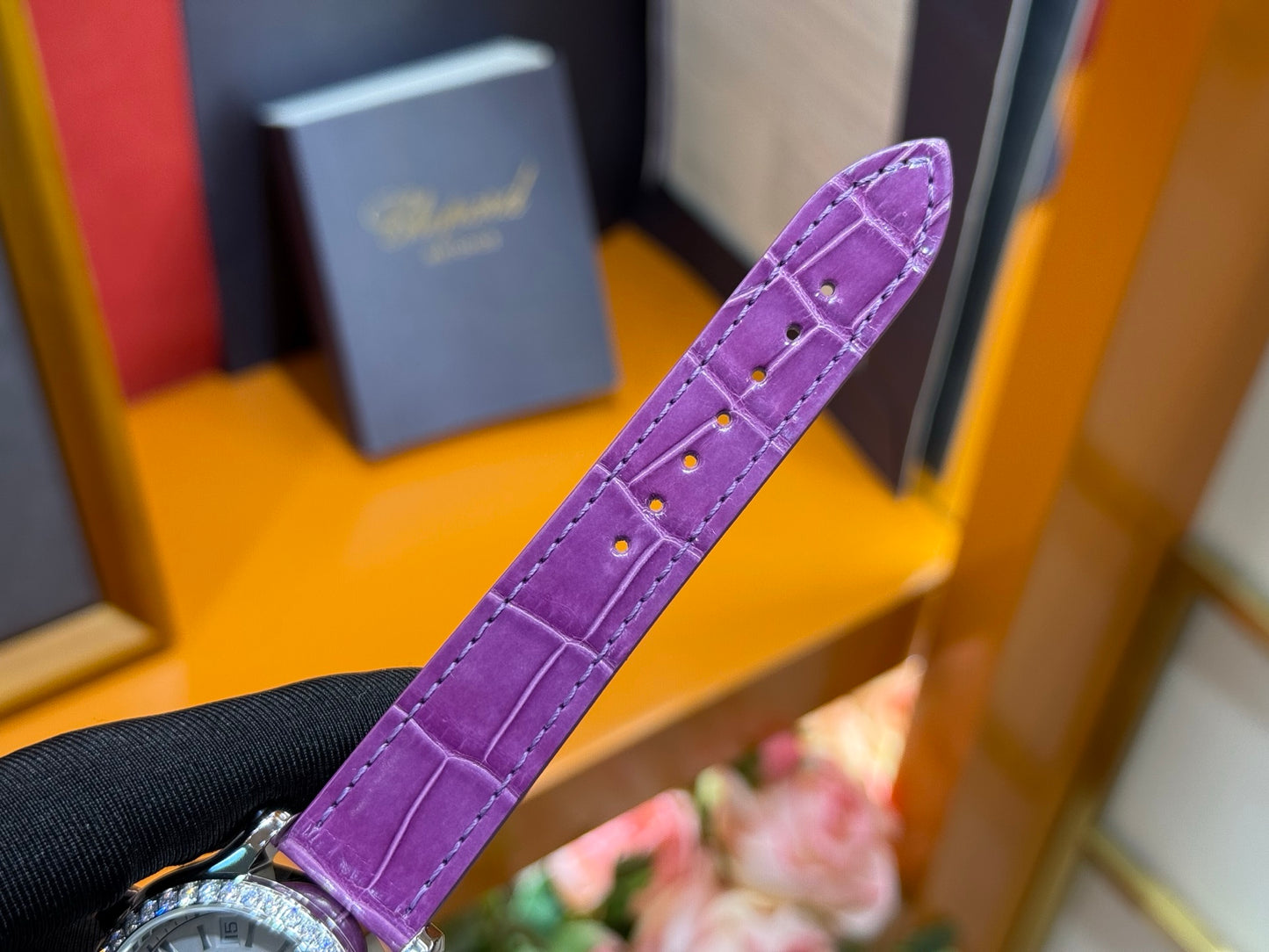 Chopard Happy Diamonds Women’s Luxury Wristwatch