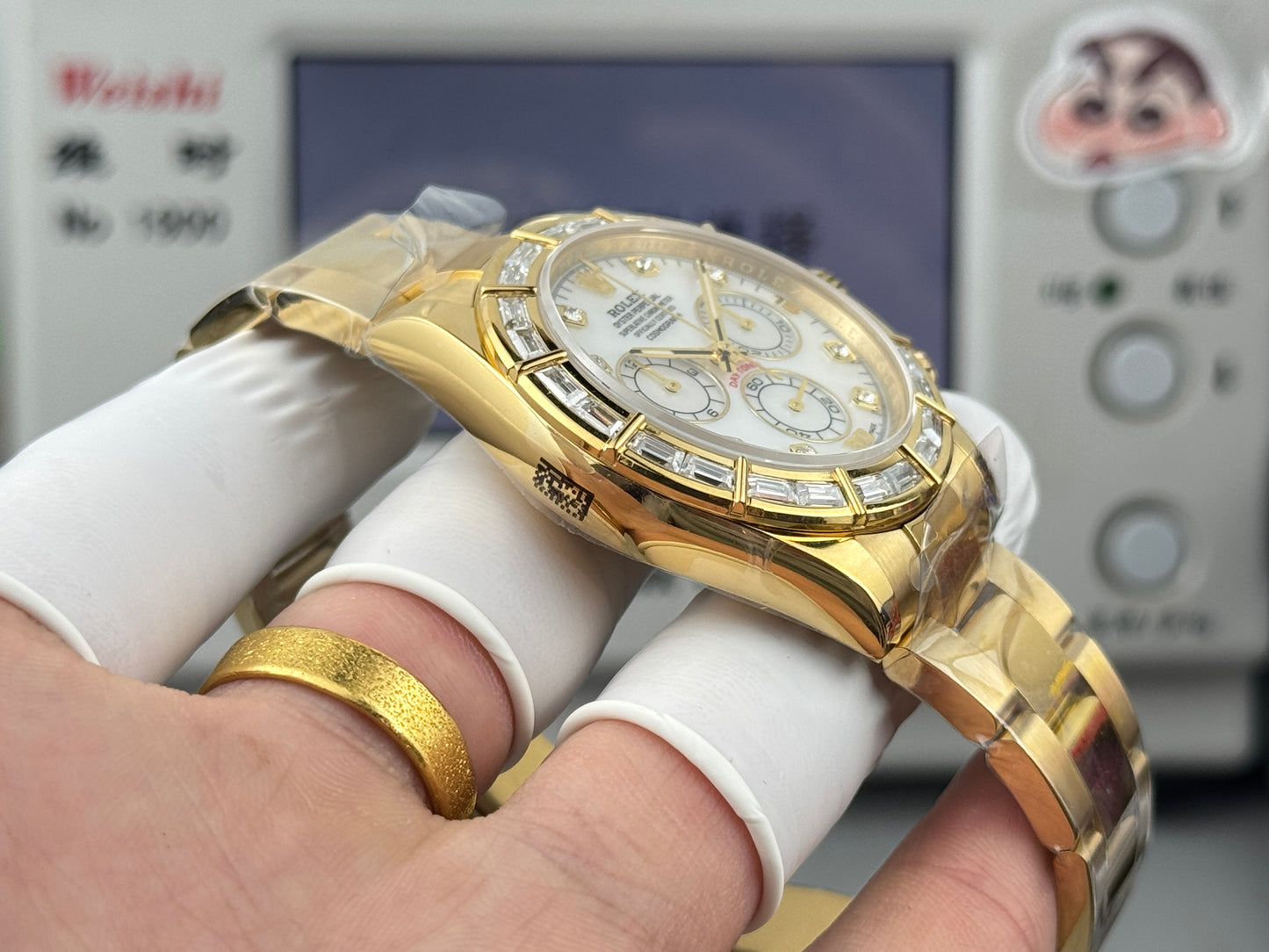 Rolex Cosmograph Daytona Yellow Gold Diamond Bezel 116568BR