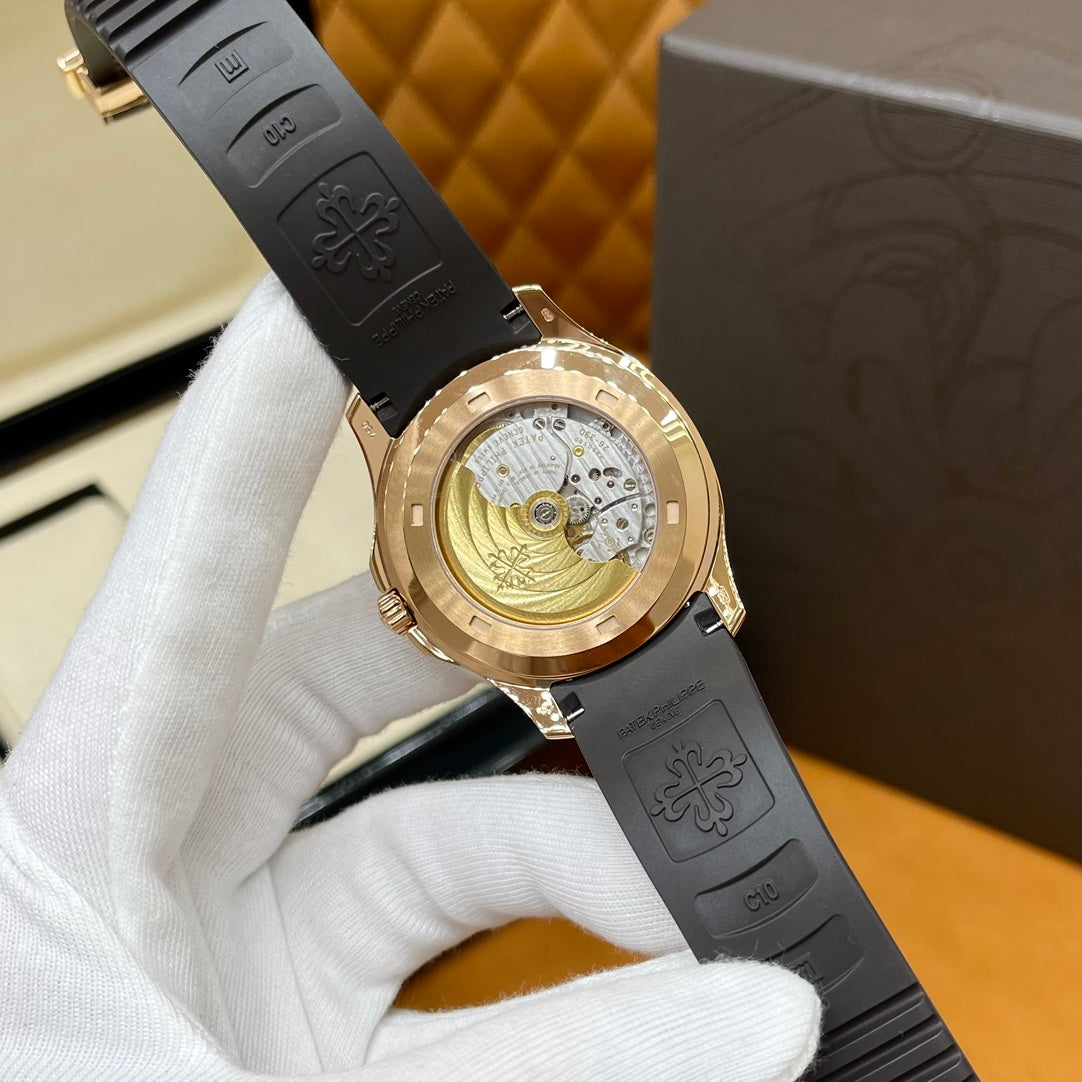 Patek Philippe Aquanaut 5167R-001 – Luxury Rose Gold Watch with Chocolate Dial & Rubber Strap