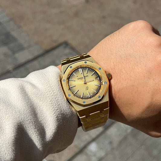 Audemars Piguet Royal Oak "Jumbo" Extra-Thin – Yellow Gold 50th Anniversary Edition