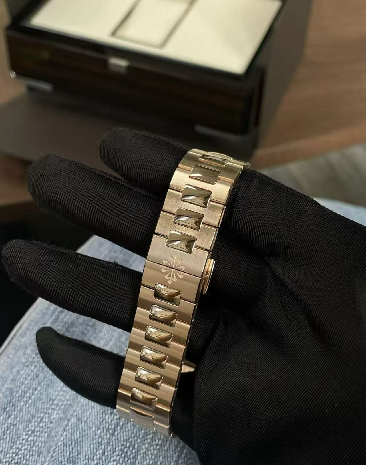 Patek Philippe Nautilus 5712/1R-001 Moon Phases in Rose Gold with Brown Sunburst Dial