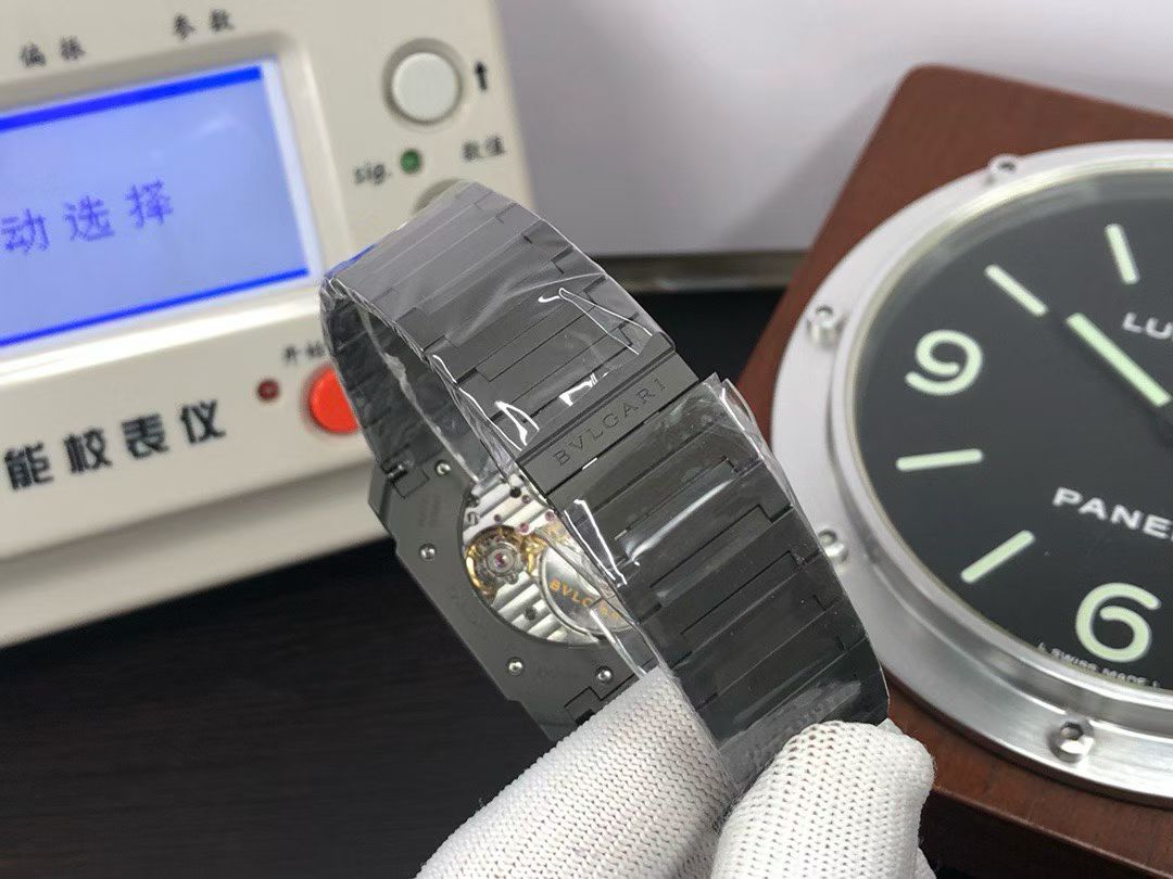 Bvlgari Octo Finissimo Automatic 102713 Titanium Watch