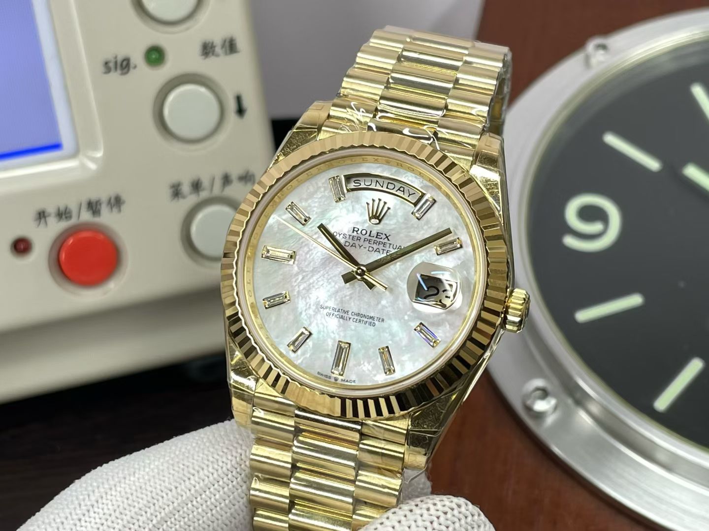 Rolex Day-Date 40 Yellow Gold President Watch with Diamond Dial