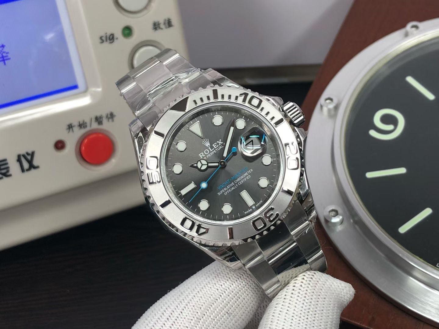 Rolex Yacht-Master 40 – Rhodium Dial with Oystersteel & Platinum Rolesium Bracelet