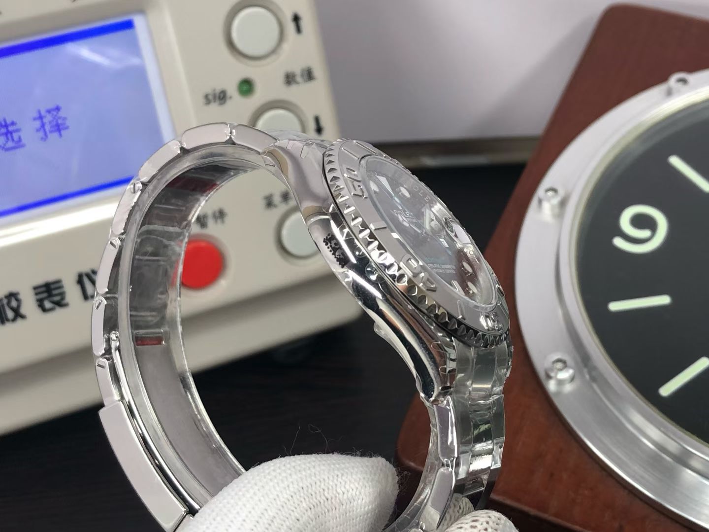 Rolex Yacht-Master 40 – Rhodium Dial with Oystersteel & Platinum Rolesium Bracelet