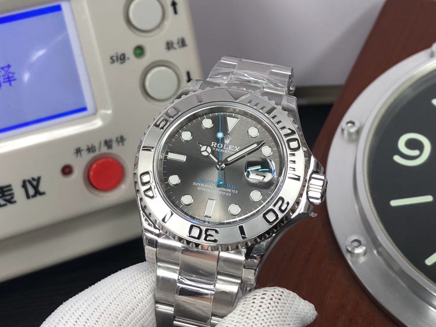 Rolex Yacht-Master 40 – Rhodium Dial with Oystersteel & Platinum Rolesium Bracelet