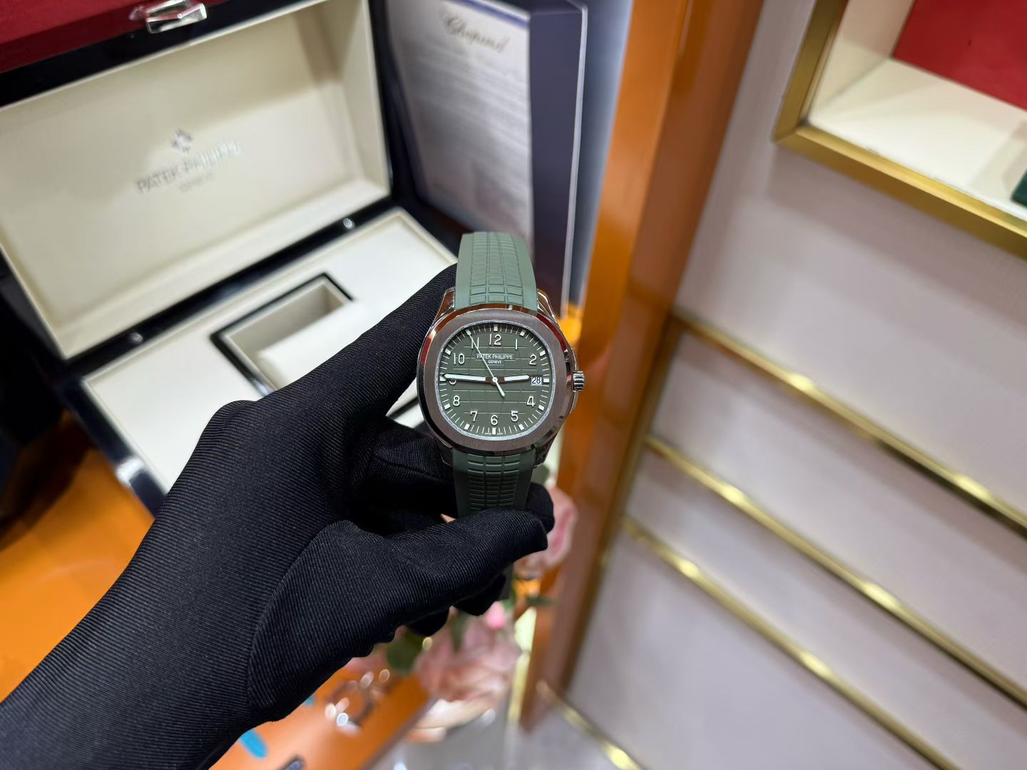 Patek Philippe Aquanaut 5168G White Gold Khaki Green Dial Watch