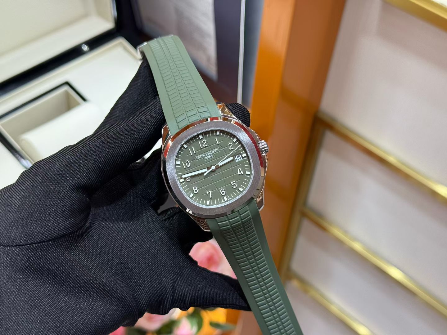 Patek Philippe Aquanaut 5168G White Gold Khaki Green Dial Watch