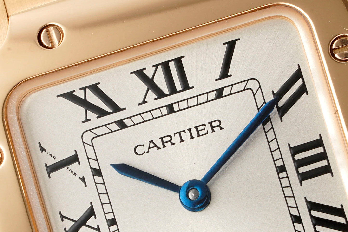 Cartier Santos de Cartier Medium Model – 18K Rose Gold with Silvered Opaline Dial