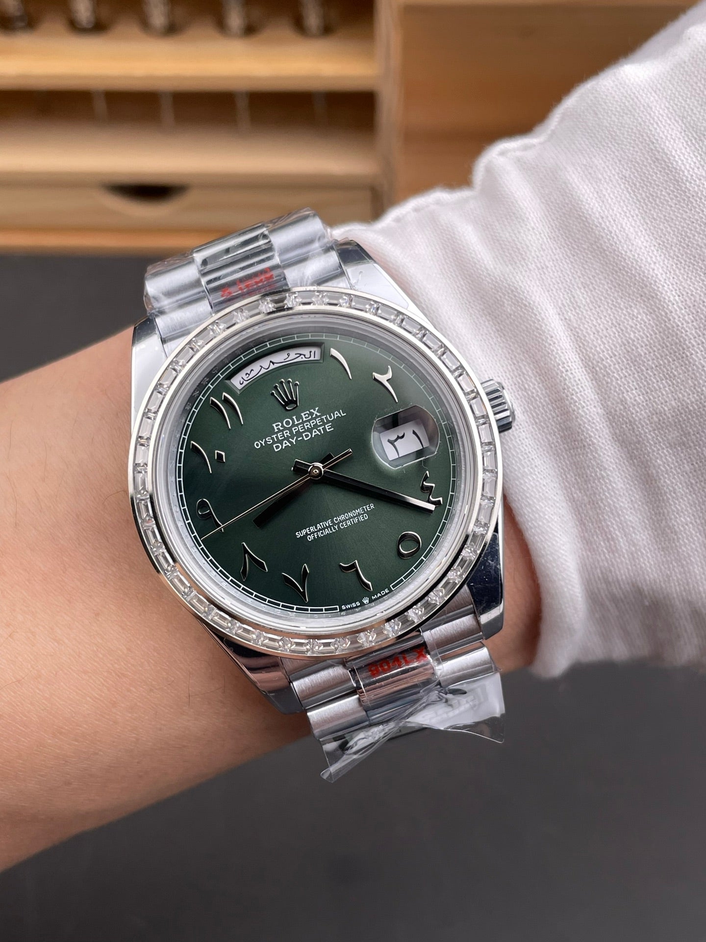 Rolex Day-Date 40 Platinum Watch – Diamond Bezel & Olive Green Dial