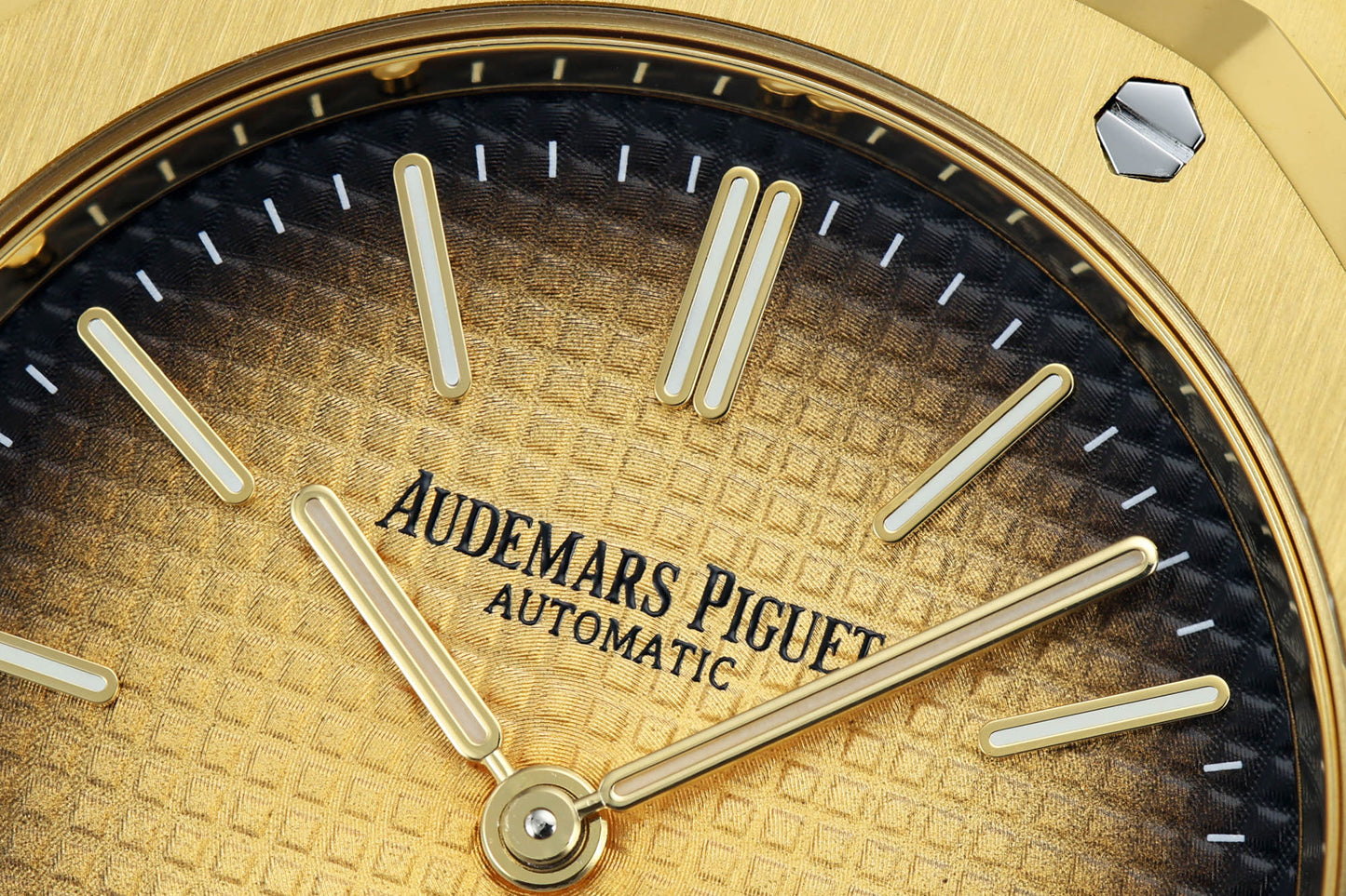Audemars Piguet Royal Oak Jumbo Extra-Thin 16202BA – Yellow Gold Watch