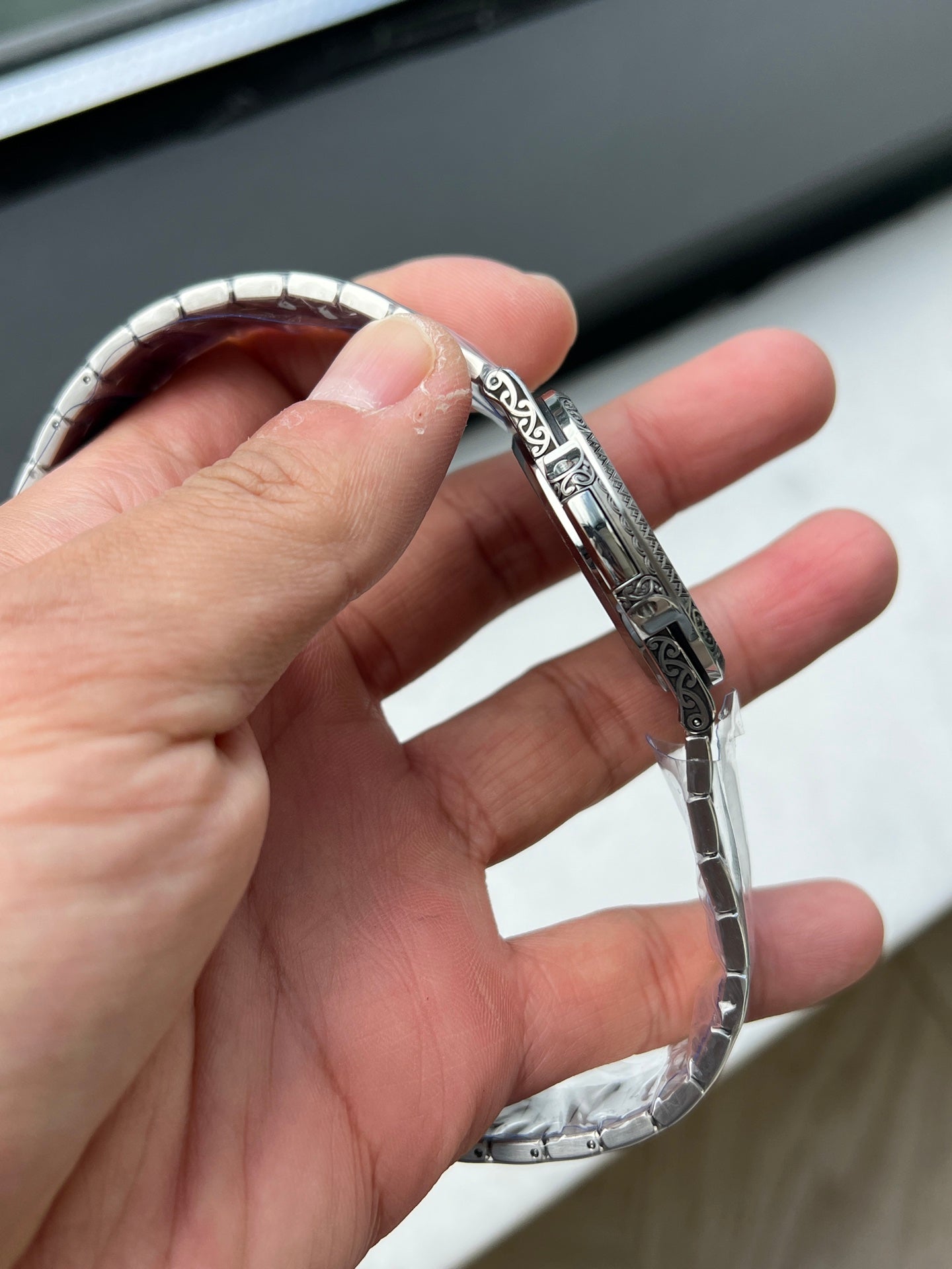 Patek Philippe Nautilus Hand-Engraved Unique Piece – Rare Luxury Collector’s Watch