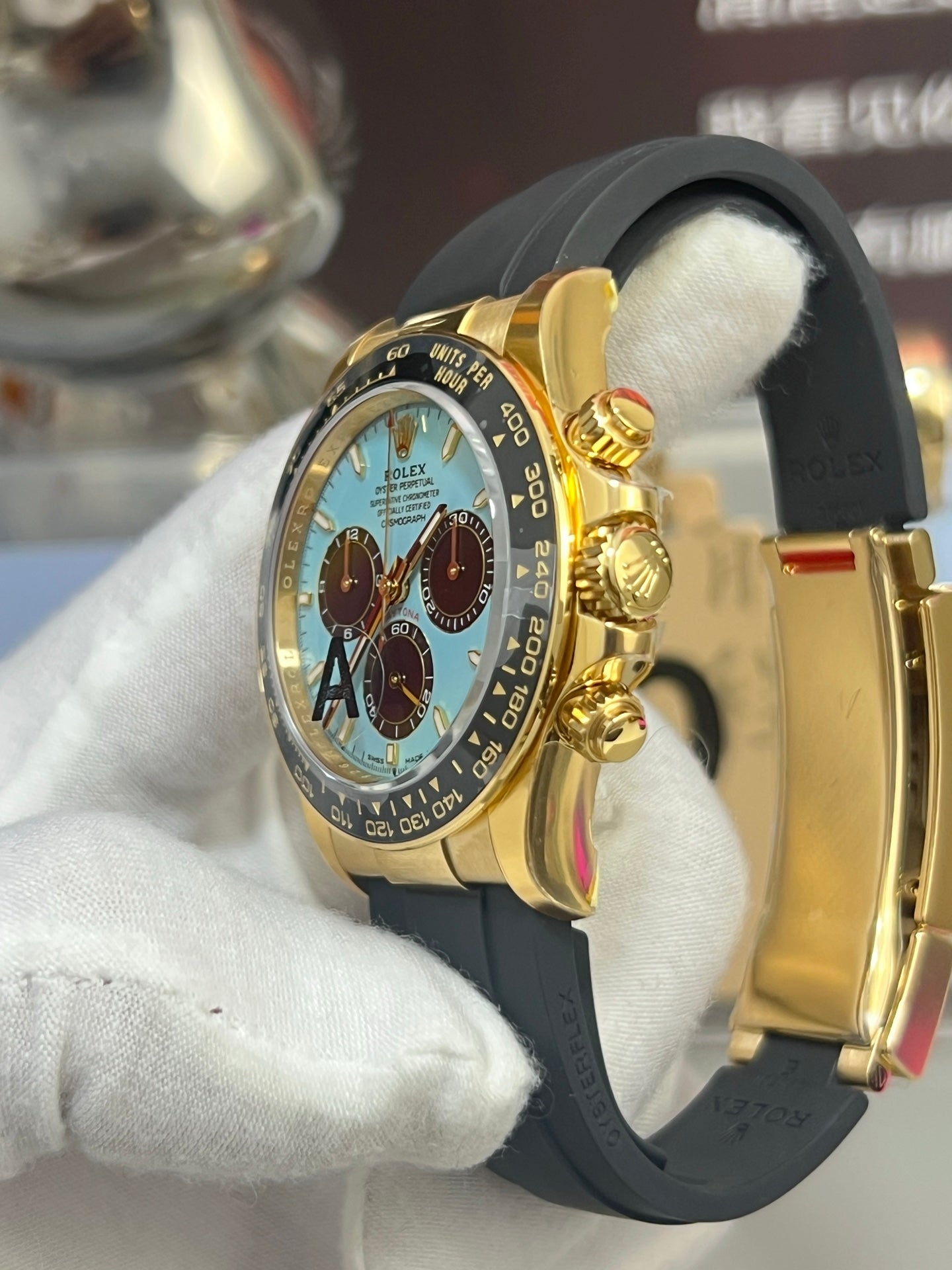 Rolex Daytona Yellow Gold Turquoise Dial Rubber Strap