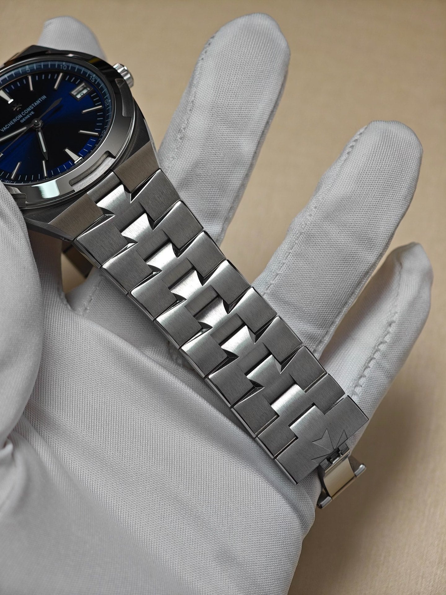 Vacheron Constantin Overseas 41mm Blue Dial 4500V